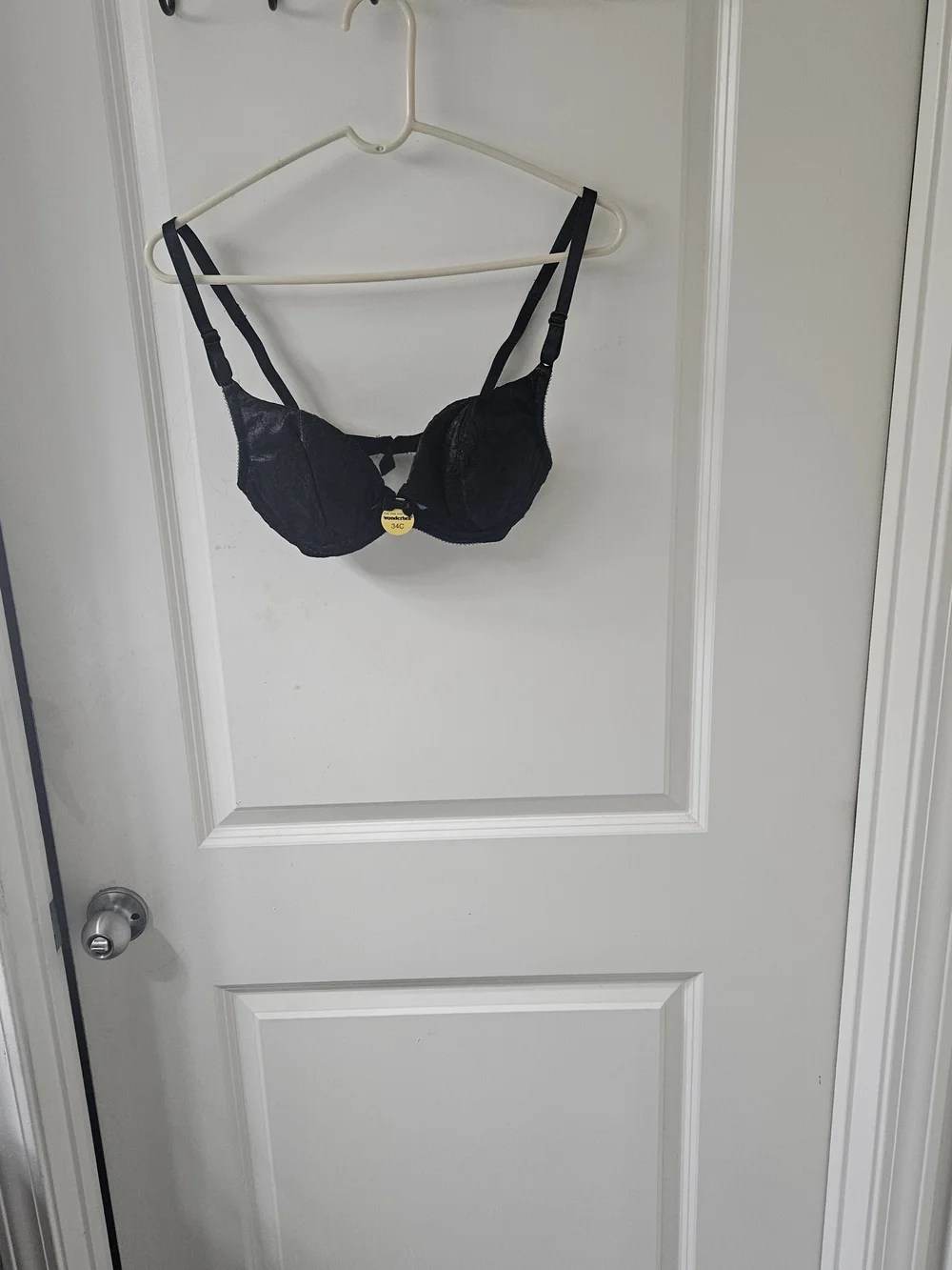 Wonderbra structured underwire